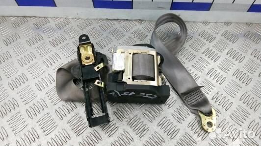 Ремень безопасности с пиропатроном сиденья передне