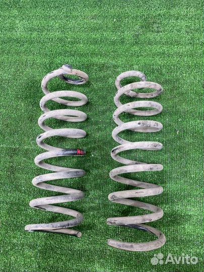 Пружина подвески задняя Renault Logan седан 1.6