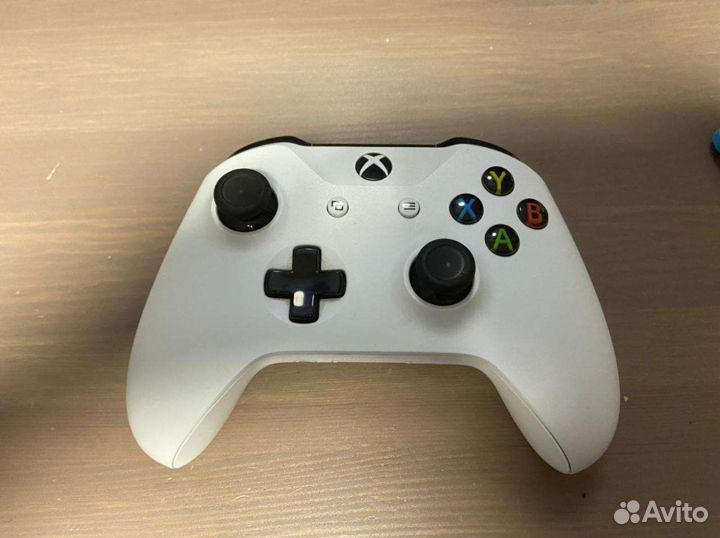 Xbox one s на 512 гб