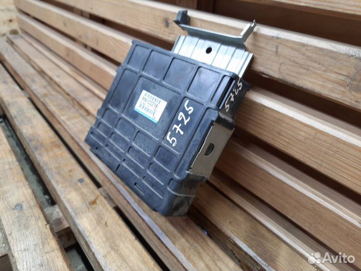 Блок управления двигателем Mitsubishi Outlander