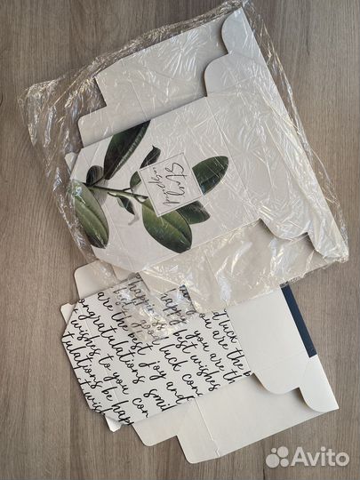 Подарочные коробки сборные новые