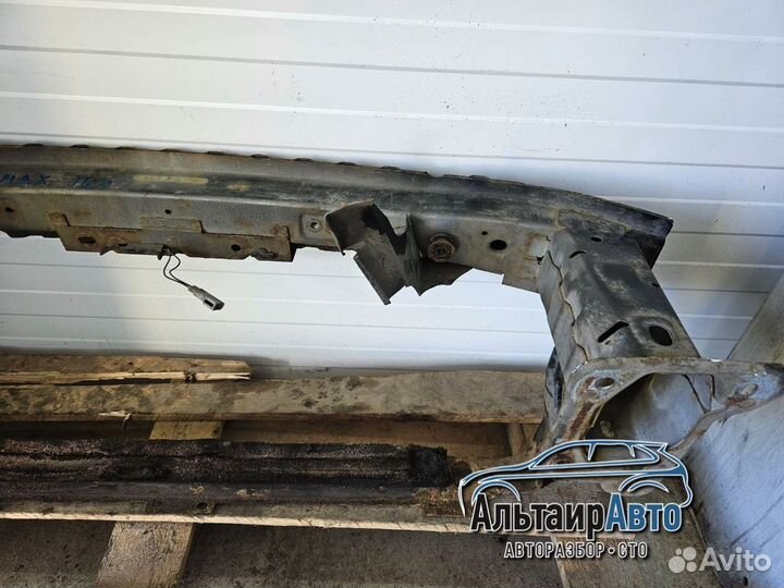 Усилитель переднего бампера Ford Focus 2 / C-Max