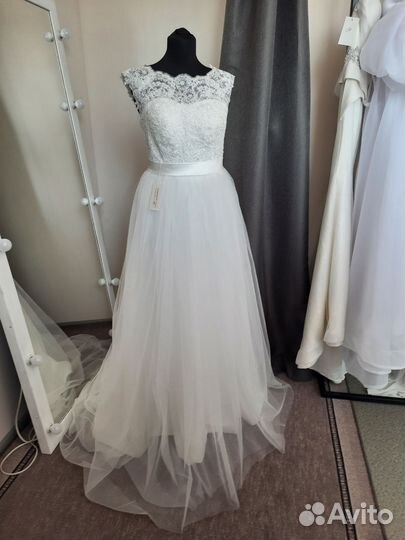 Свадебное платье с рукавами новое