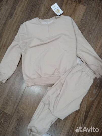 Спортивный костюм