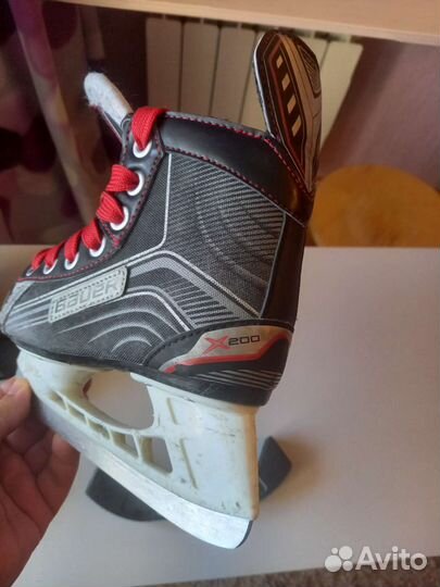 Хоккейные коньки Bauer Vapor X200
