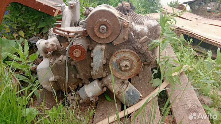 Двигатель на ж 2715 со всем навесным, и коробкой