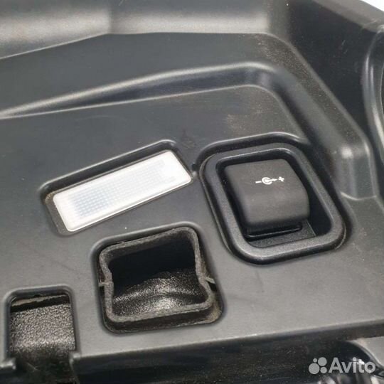 Пластик салона 5145 9142656 BMW 5 F10/F11/GT F07 4.4 Бензин