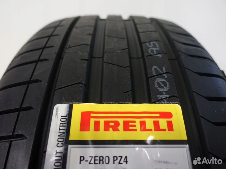 Pirelli P Zero PZ4 L.S. 275/30 R20