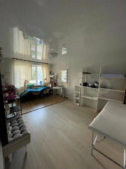 3-к. квартира, 60 м², 1/5 эт.