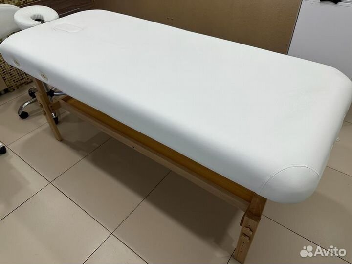 Кушетка для массажа и спа