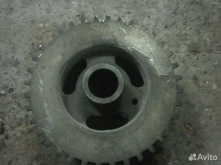 Шкив коленвала 1,8-2литра Фокус-2