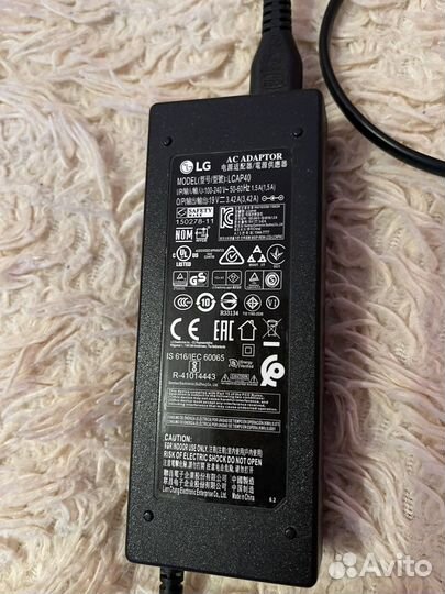 Блок питания 19v LG lсар40 3.42a