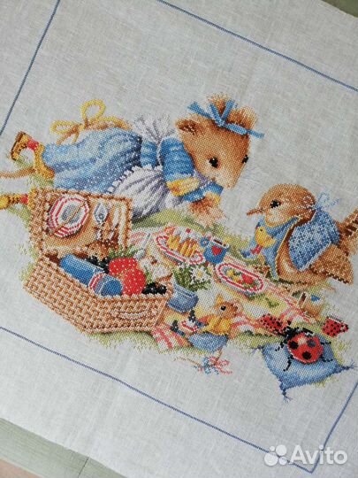 Вышивка на льне Lanarte