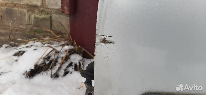 Дверь передняя левая nissan primera p11