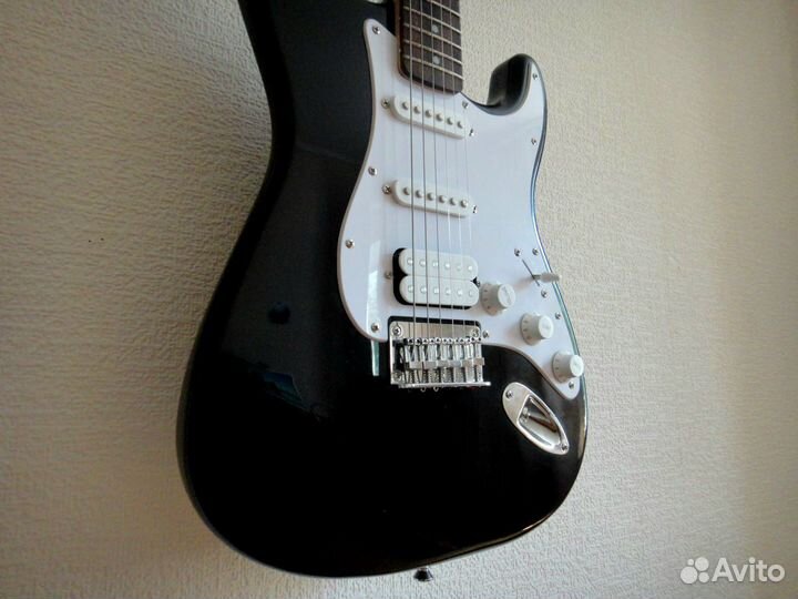 Fender squier bullet stratocaster hss