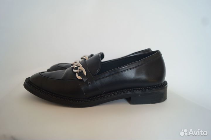 Лоферы женские Stradivarius 39