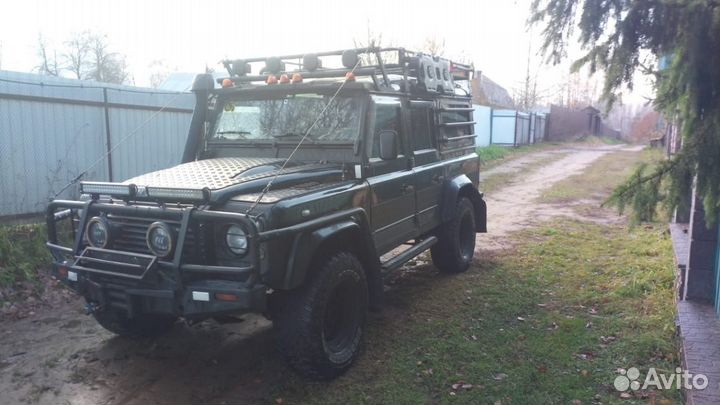 Land Rover Defender 2.4 МТ, 2009, 90 000 км
