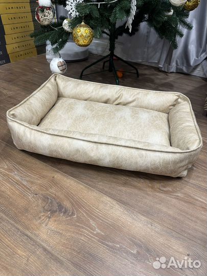 Лежанка для маленьких собак