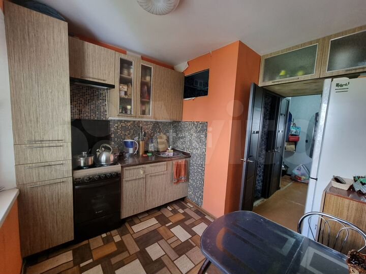 2-к. квартира, 49,3 м², 2/5 эт.