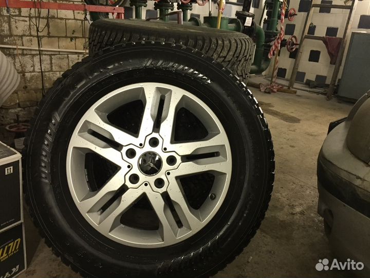 Nokian Tyres Hakkapeliitta 8 SUV 265/60 R18