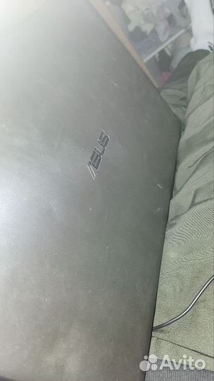 Ноутбук asus