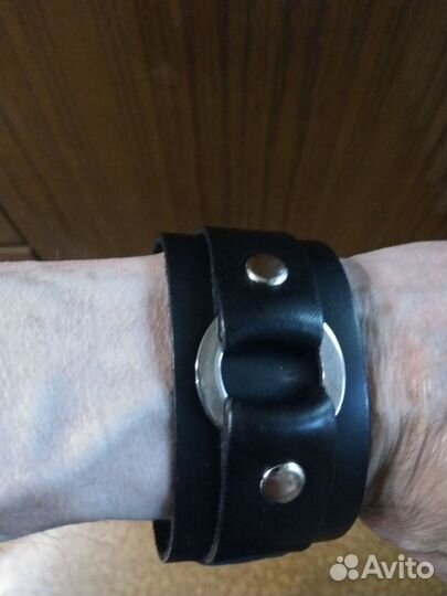 Мужской кожаный браслет BB1