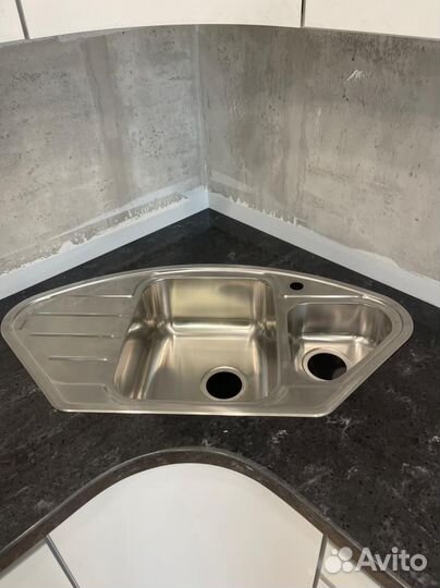 Столешница для кухни из искусственного камня