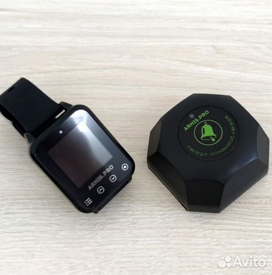 Кнопка вызова персонала, официанта Бургер и часы