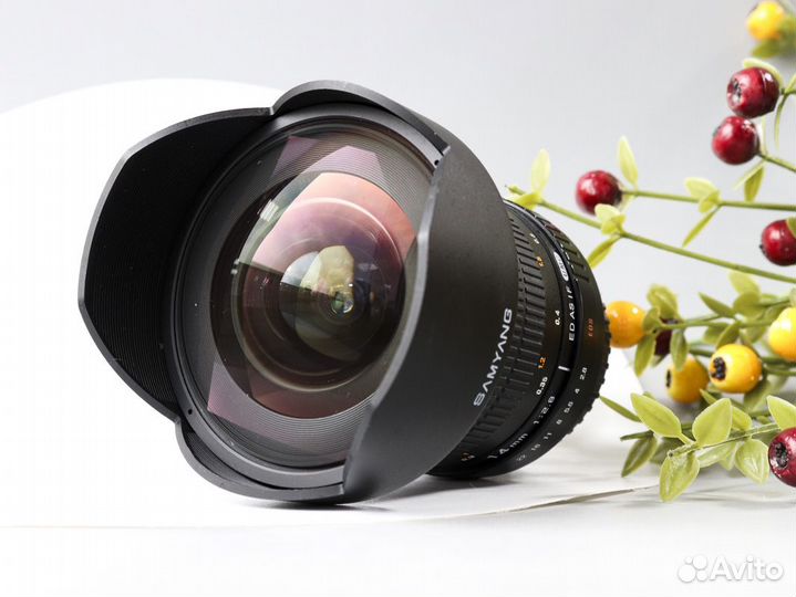 Объектив Samyang ED 14mm f2.8 (Canon)