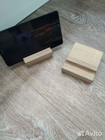 Подставка под телефон