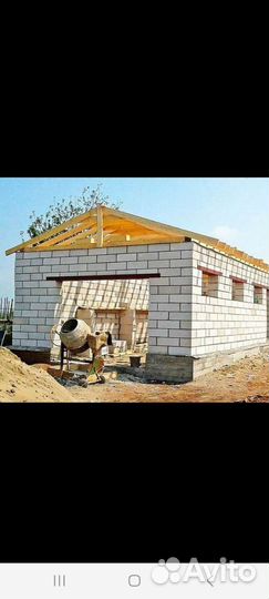 Бригада строителей