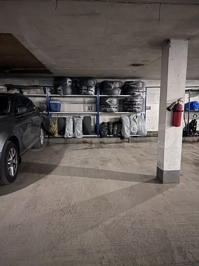 Машиноместо