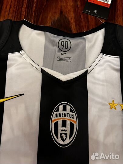 Домашняя форма Ювентуса, Каморанези