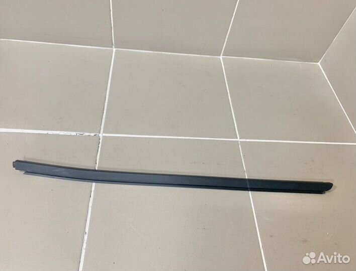 Уплотнитель задний правый Renault Duster 2 (Hjd) 2