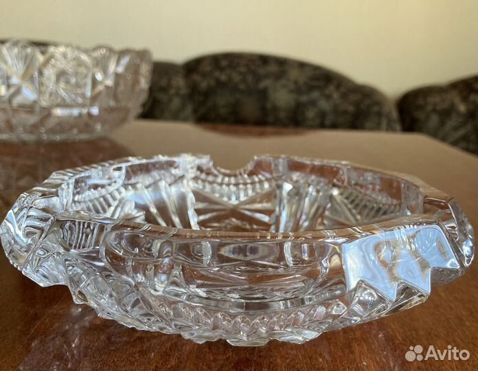 Хрусталь. Вазы, пепельница, розетки