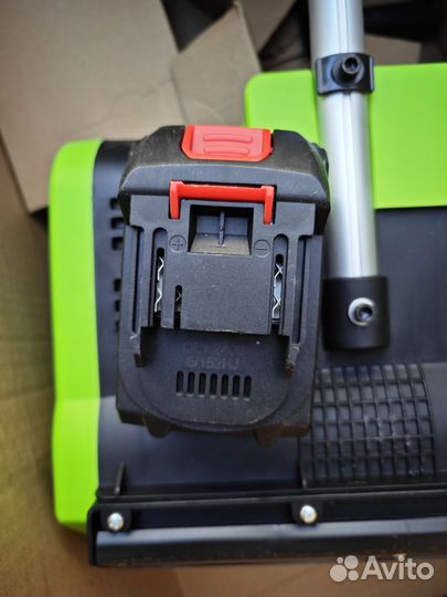 Снежная лопата аккумуляторная, новая