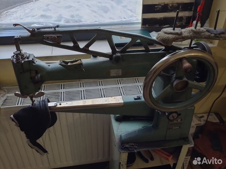 Рукавная швейная машина для ремонта обуви