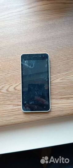 Micromax Q415, 8 ГБ