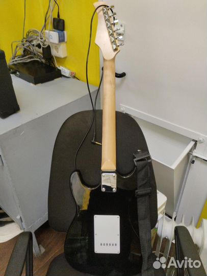 Электрогитара Rocket ST-01 BK + комбоусилитель