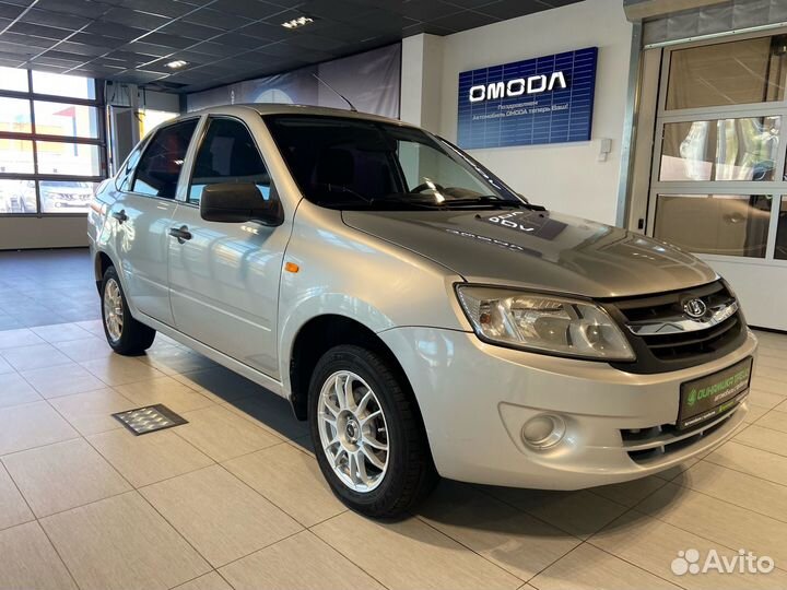 LADA Granta 1.6 AT, 2013, 110 367 км