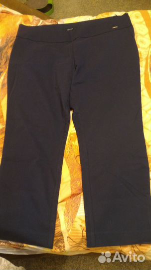 Брюки укороченные зауженные новые