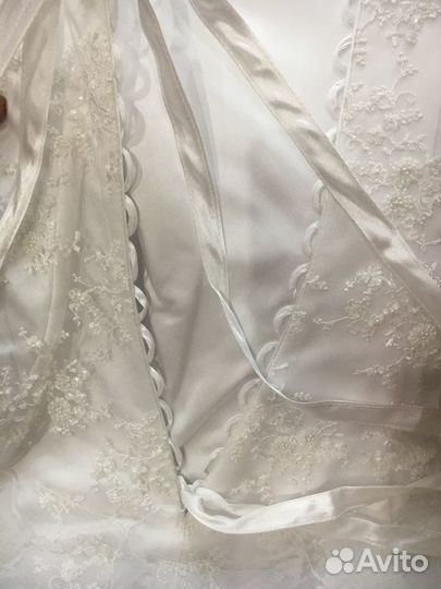 Свадебное платье Rosalli с фатой и перчатками