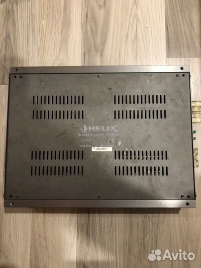 Автомобильный усилитель Helix dark blue 4