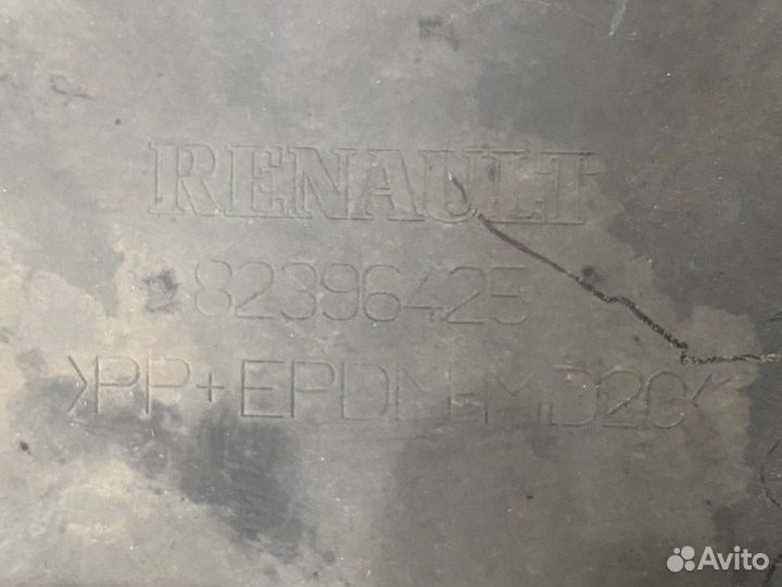 Крышка фары Renault T 82396425