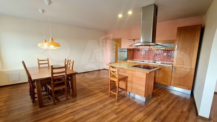3-к. квартира, 108,6 м², 5/6 эт.