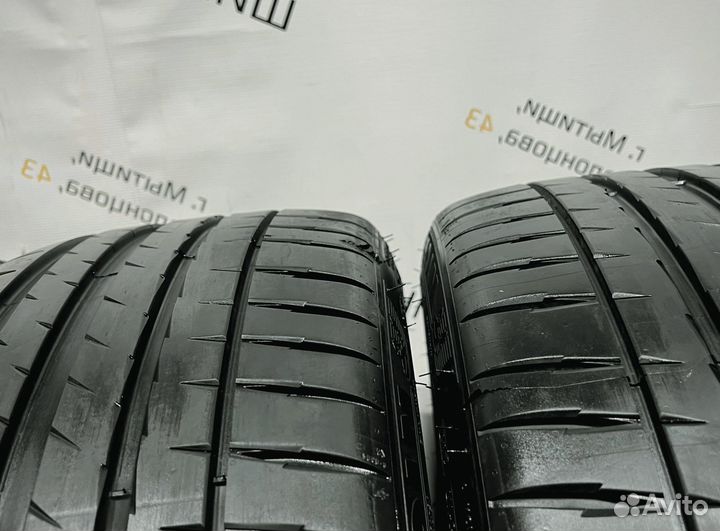 Michelin Pilot Sport 4 245/40 R20 94Y