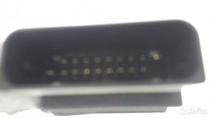 Моторчик стеклоподъемника задний правый Volkswagen