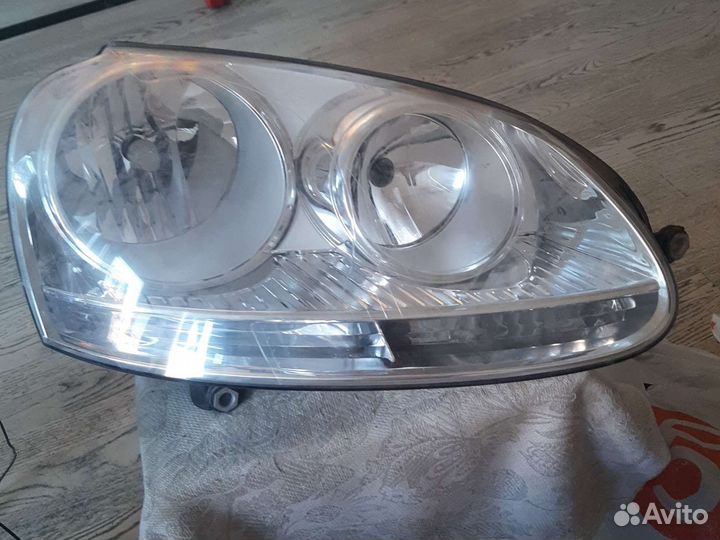 Фары на фольк. джетта 5