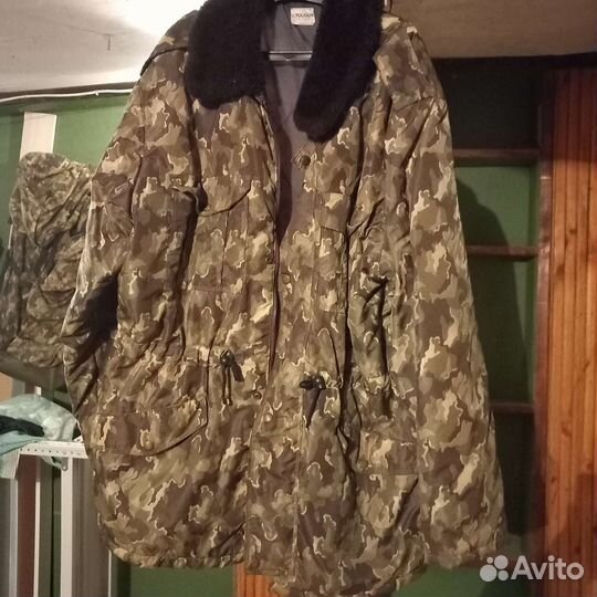 Куртка в камуфляже орех