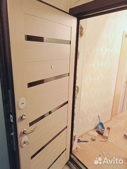 Входные металлические двери со склада